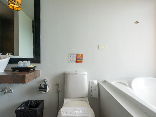 Merit Resort Samui รีสอร์ทบนเนินเขากับวิวหลักล้าน
