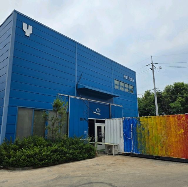 미술품 수장고가 한국에도 있어요.