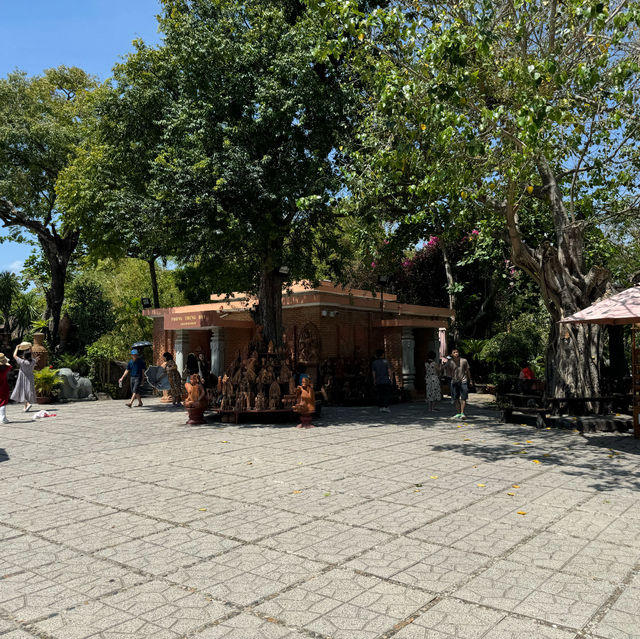 ปราสาทหิน Ponagar Temple Tháp Bà Ponagar