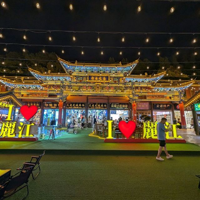 Great Vibes at Lijiang Ancient Town