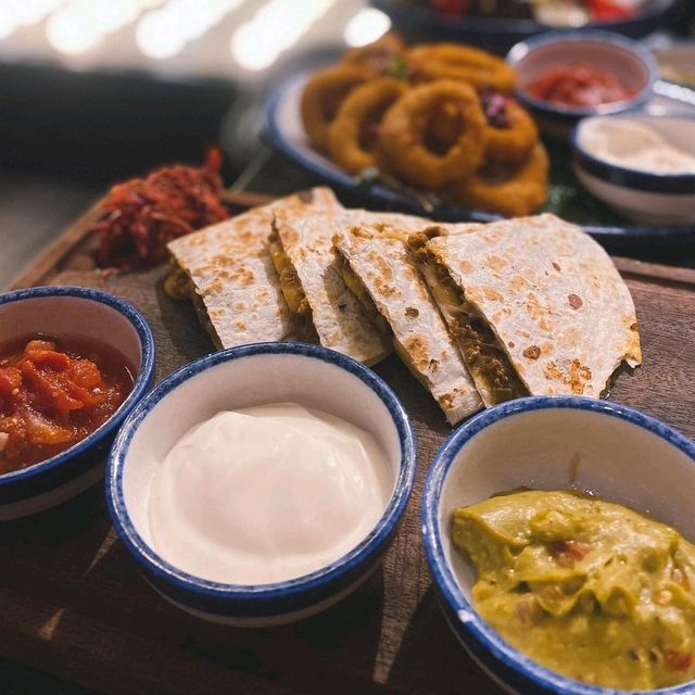 尖東墨西哥菜酒吧餐廳🇲🇽Quesadilla❤️遊客之選💜 尖東墨西哥菜酒吧餐廳🇲🇽Quesadilla❤️遊客之選💜