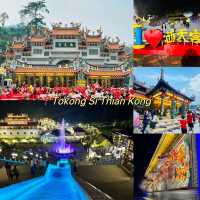 Largest Dancing Fountain in Malaysia! ⛲️ Gigantic Chinese Temple