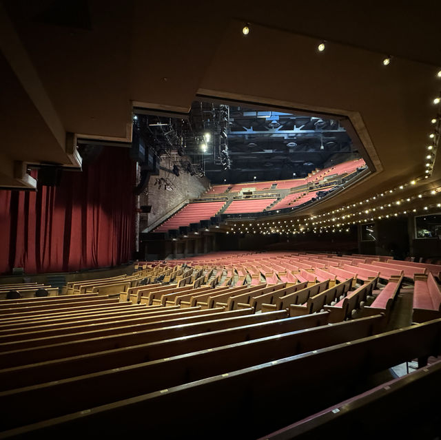 Grand Opry