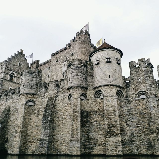🏰 中世紀丨伯爵城堡之旅 🛡️