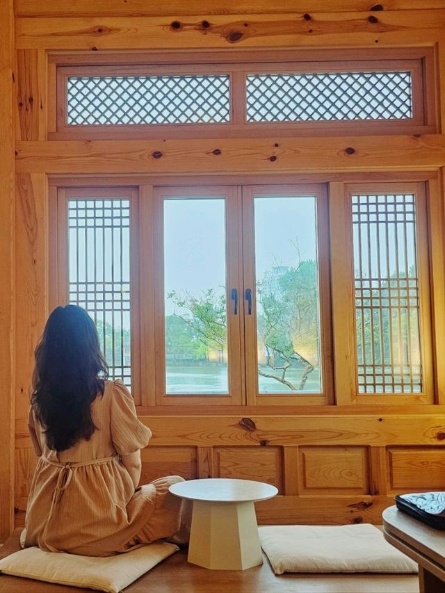 한옥뷰 사진명소 연화정도서관