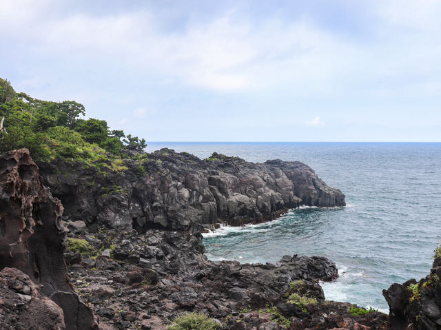 【静岡県】火山が生み出した造形美『城ヶ崎海岸』