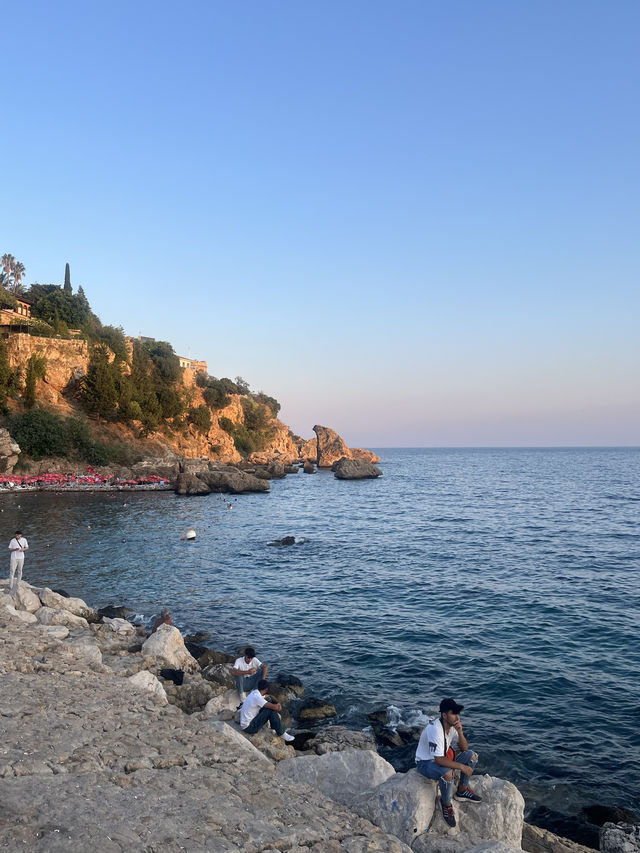 最舒服的安塔利亞老城海濱港口：卡萊奇🇹🇷🌊🌅