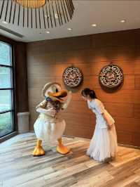 【2ショット確約✨】ディズニーの朝食でドナルドに会えたの最高すぎる話！！