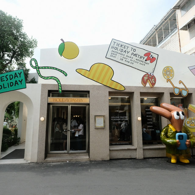 Holiday Pastry ร้านคาเฟ่สุดคิวท์ในย่านเจริญนคร