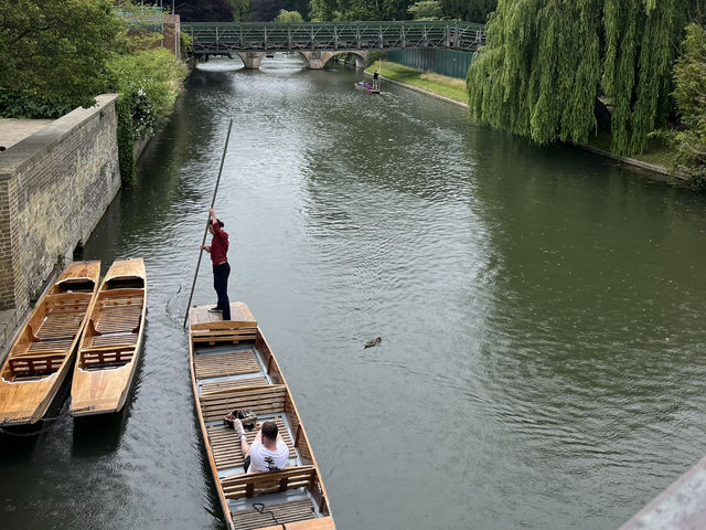 Punting Through the Knowledge Town: Discovering Cambridge’s Charm