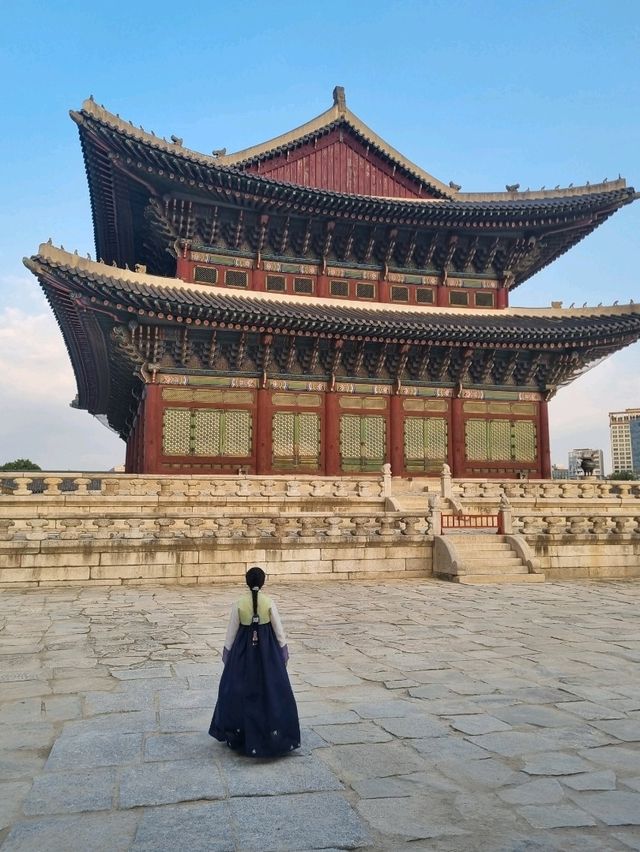 Experience being Korean prince and princess