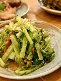 灣仔泰菜餐廳，必點椰子凍