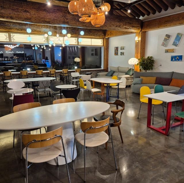 Haegok Cheongdam Cafe & Bakery (퓨전 한옥까페 해곡청담) in YONGIN