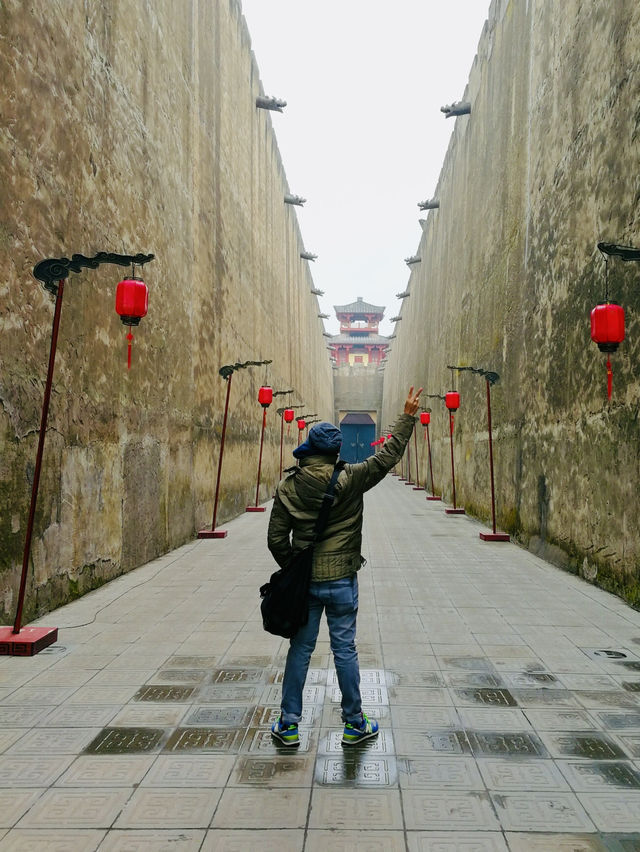 A Cinematic Escape to Hengdian World Studios and the Enchanting West Lake