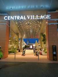ถ่ายรูปคริสมาสต์กันที่ Central Village