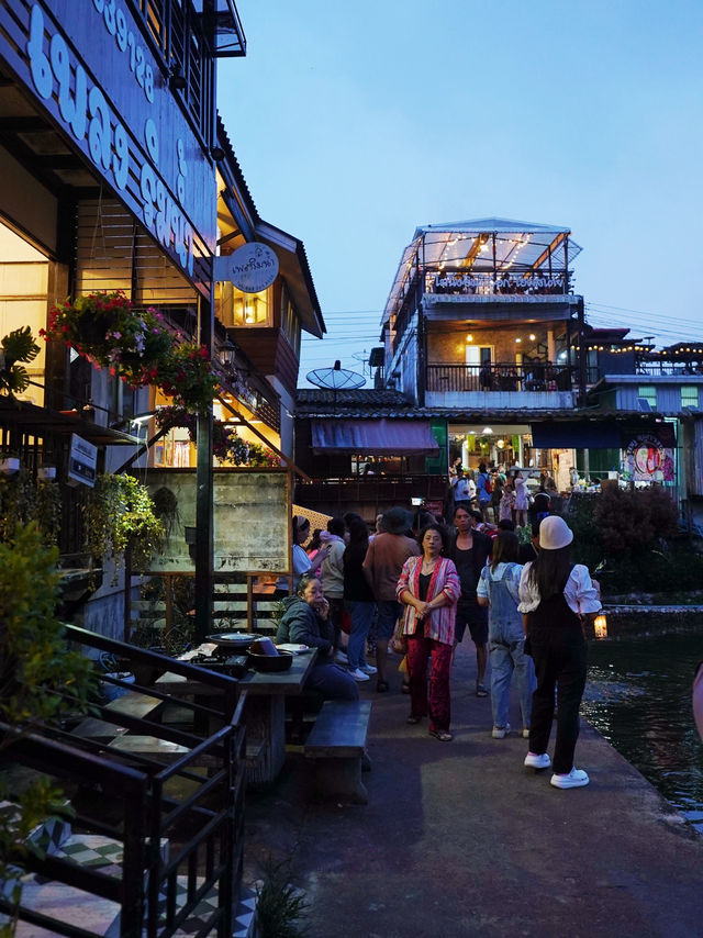 บ้านอีต่อง เมืองในสายหมอก
