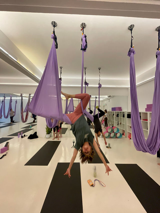 🇸🇬Unleash your Inner Strength with Aerial Yoga