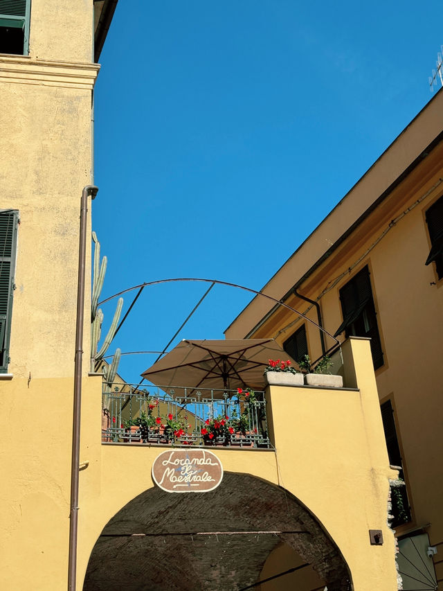 意大利🇮🇹五漁村🍋盛產檸檬💛黃色建築物🩵藍色的海