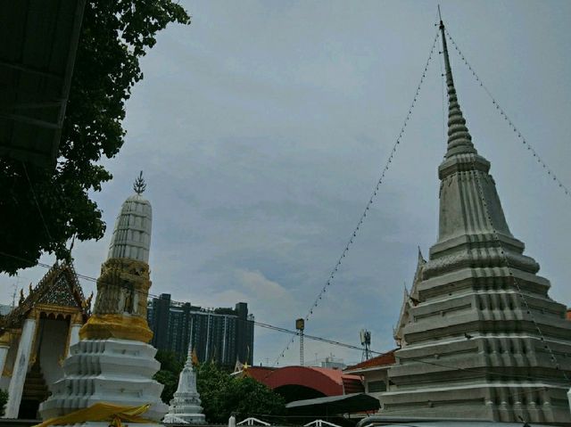 วัดราชคฤห์..เรื่องราวที่เกี่ยวข้องกับพระยาพิขัย