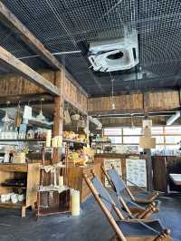 ICE AXE COFFEE คาเฟ่ mood ดี ย่านภูเขาสี่ดรุณี