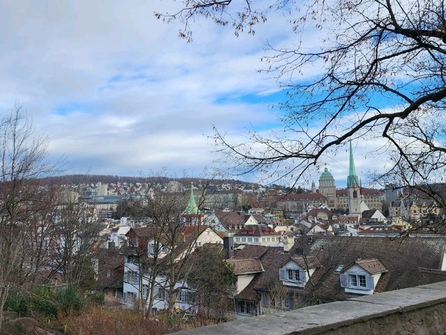 スイスの最大都市チューリッヒの主要観光地を紹介！