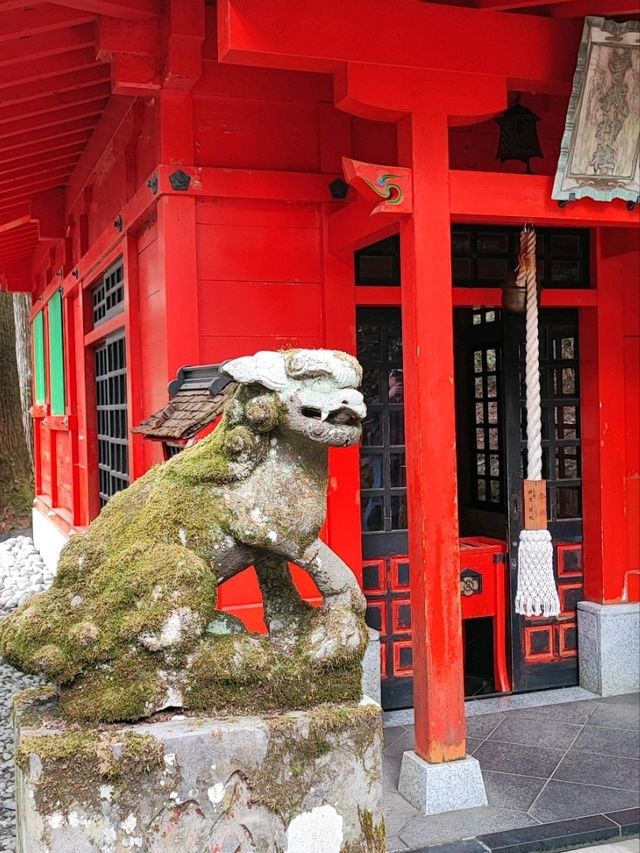 Hakone Shrine: Spirituality and Nature 