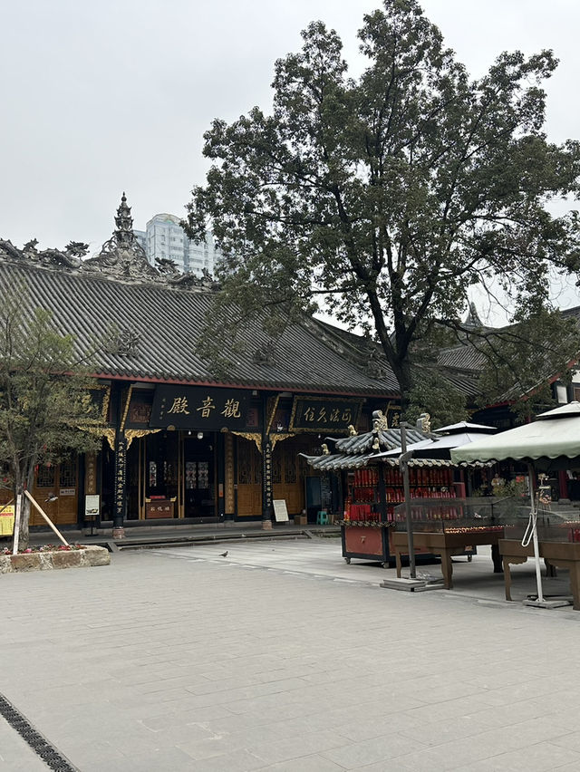 Daci Temple: Peaceful Oasis in Downtown Chengdu