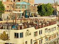 This cruise offers an incredible way to experience Egypt 🇪🇬 👫😎