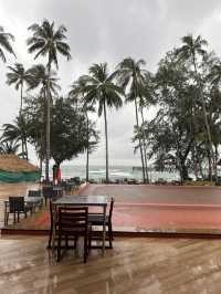 Koh Kood Paradise Beach ที่พักที่มีสระสีส้ม🍊