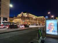 [🇦🇹ウィーン] ウィーンの夜景と夜のオペラハウス — 音楽と美しい景色に包まれる夜
