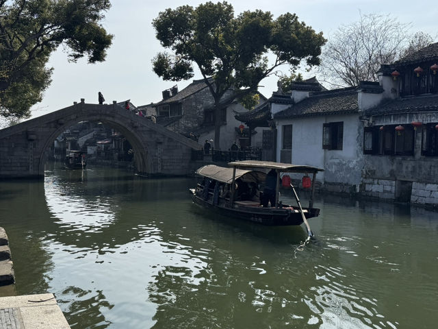 Xitang, Jay Chou, and Endless Replays: A Fan’s Dream Escape