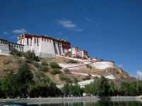 Potala Palace: The Majestic Jewel of the Tibetan Highlands