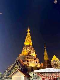 Jinghong Golden Pagoda: Spring’s Shimmer by Day and Night