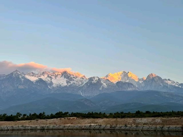 A Touch of Heaven: Exploring Yulong Snow Mountain's Icy Beauty