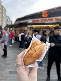 【トルコ】　イスタンブールの若者の中心地