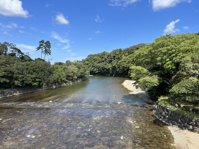 【五十鈴川・五十鈴カフェ・宇治橋｜伊勢で感じる自然と和の時間】
