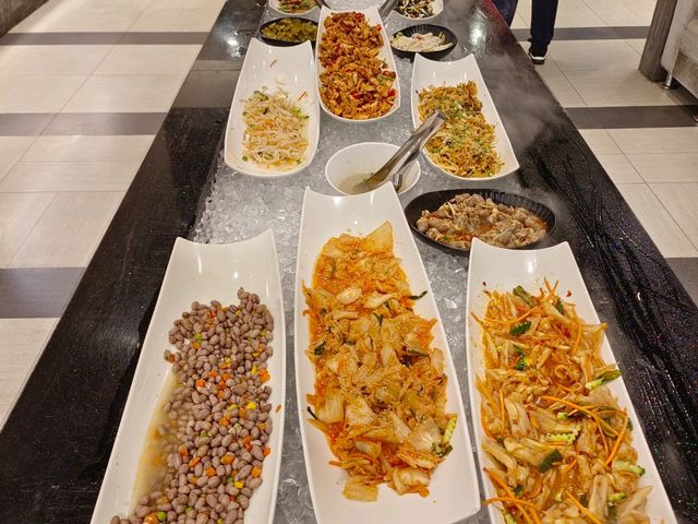 新莊吃到飽，貴族世家體育館店