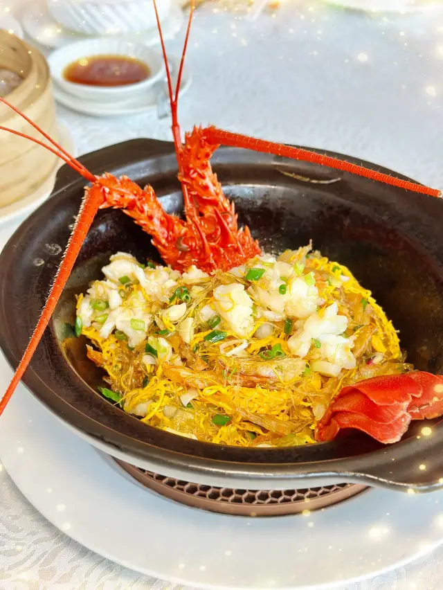 ร้านอาหารจีนกวางตุ้ง Jin Zijing Sheng Ji ที่ย่านหว่านไจ๋