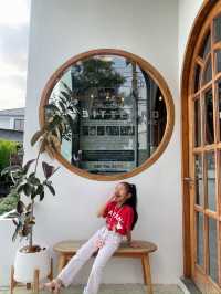 นั่งชิวค่าเฟ่วัดด่านสำโรง