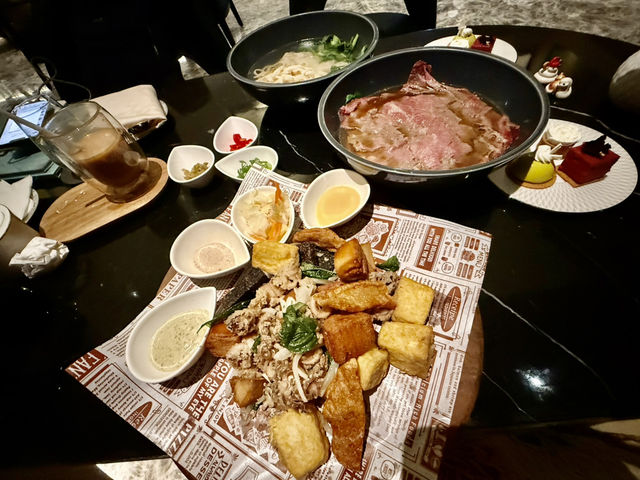 高雄洲際酒店BL.T33 大廳酒吧.紅燒牛肉麵.澳洲和牛.現燙好吃