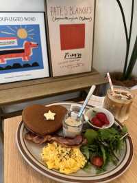 可愛すぎる！ハートのパンケーキ♡