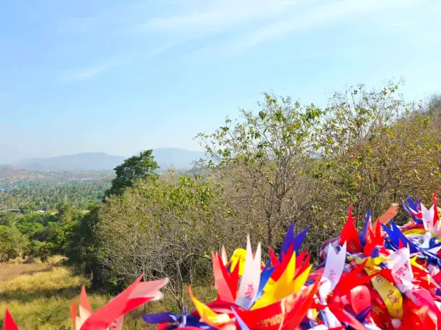 วัดเขาตะเเบก จ.ชลบุรี