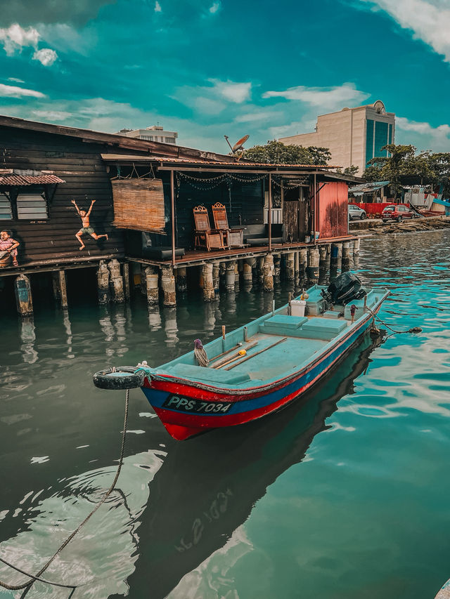 Wooden Planks & Waterfront Charm: A Stroll Through Chew Jetty