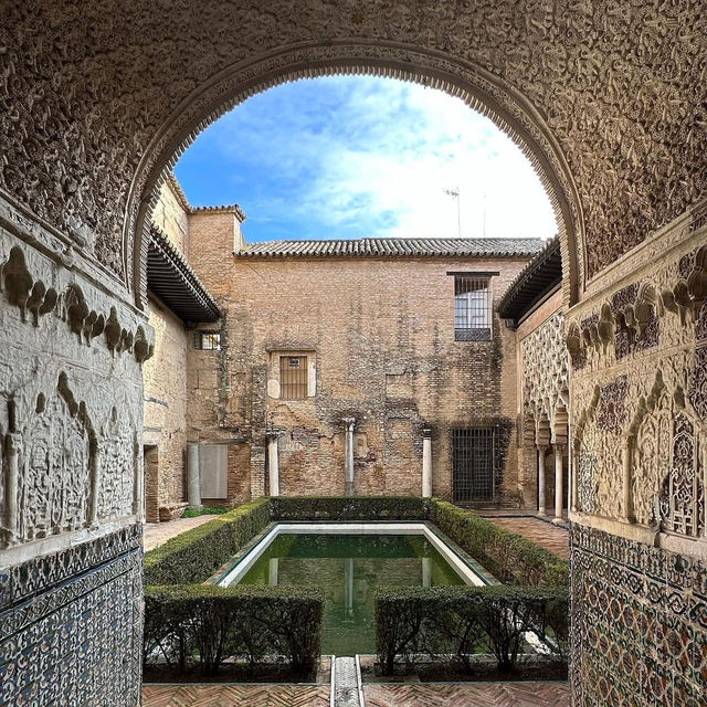 A Culinary Oasis at Cenador de León: Where Art Meets Gastronomy