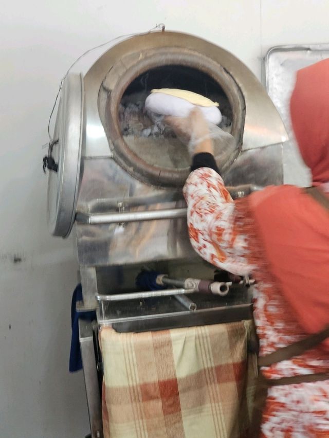 ดาดาโรตีโอ่ง : ประเวศ