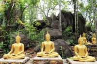 เที่ยววัดเขาถ้ำ เมืองตาก