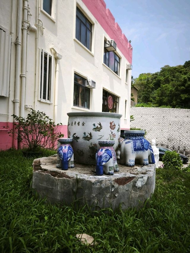 非常人潔地靈的湛山寺