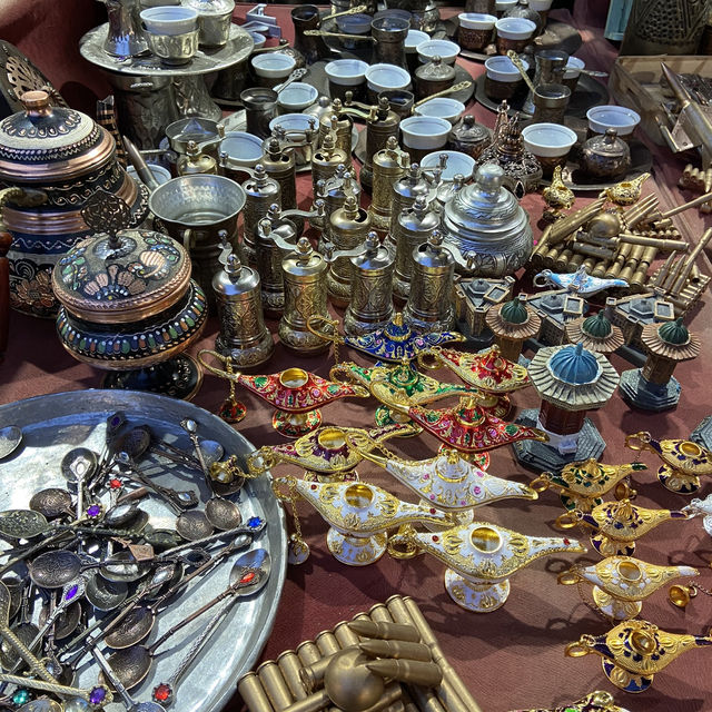 【🇧🇦旧市街】金属を叩く音が心地よい街へ...