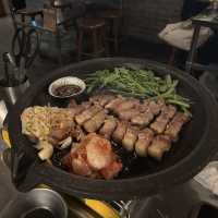 【日本・大阪🇯🇵】雰囲気抜群の韓国料理！