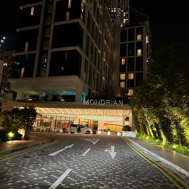 My Take on Mondrian Singapore Duxton: Stylish & "Singapore-Value" Pricey! 🇸🇬🏨✨